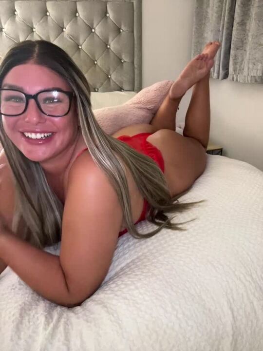 naughtychelseaxox cam recording